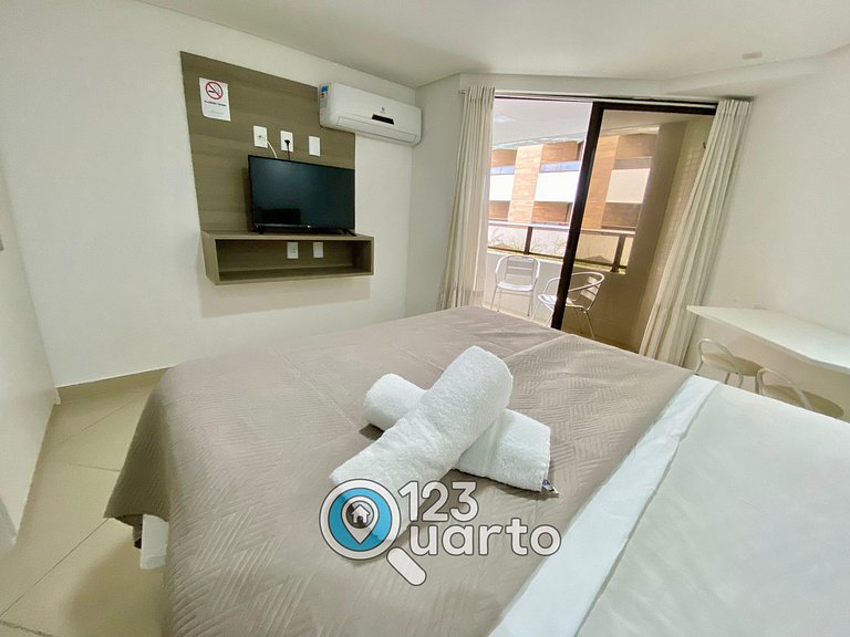 Gold Flat Cabo Branco By 123Quarto | Vista Piscina